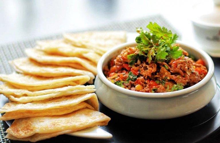 Sauteed spicy sliced lamb burritos Fulu Mandarijn